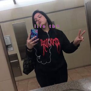 Meet your Posher, Natalia